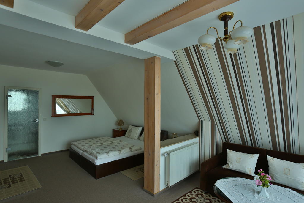 Pension Clajus Weimar  Room photo